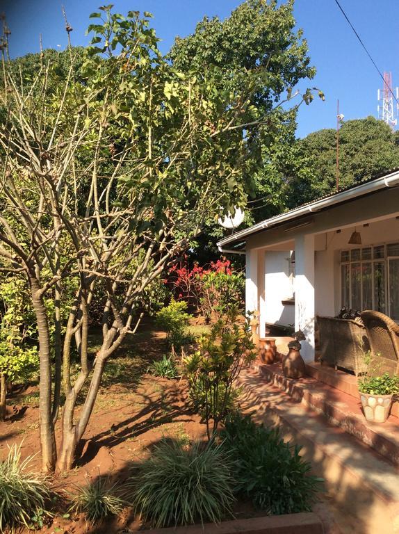 Tabonina Guesthouse Livingstone Exterior photo
