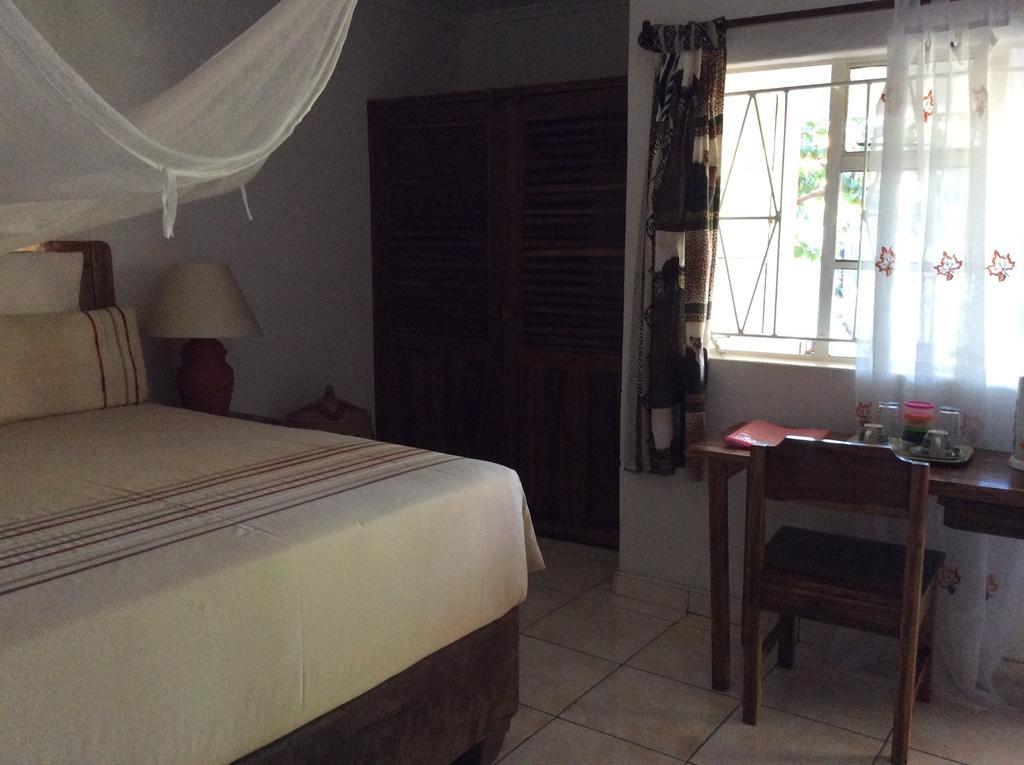 Tabonina Guesthouse Livingstone Exterior photo